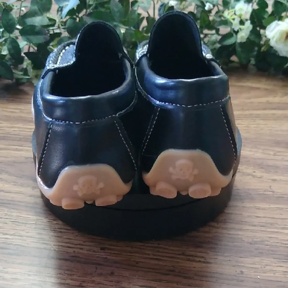 Black Loafer Slip-On Shoes with Contrast Stitching Kids Size 10 1/2